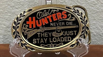 Hebilla de cinturón de latón esmaltado Walt Disney Productions Old Hunters Never Die... Foto 1 de 4