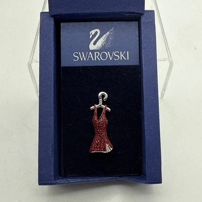 Swarovski Pequeño Vestido Rojo Cristal Tack Pin Joyería con Estuche Caja Abierta 957031 Foto 1 de 4