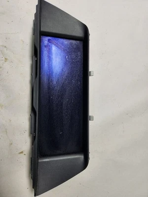 Used Infotainment Display fits: 2013 Bmw 528I display screen front dash 10`` scr - Imagem 1 de 4