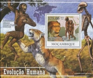 Stamps Mosambik 2011 Mi miniature sheet 433 MNH 2011 human evolution - Picture 1 of 1