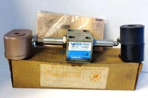 Vickers DG4M4-32C-20-JA 24 V Hydraulic Solenoid Valve - Picture 1 of 7