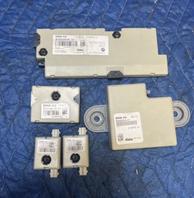 🚘 2011-2016 BMW 535i f10 rear radio antenna trap circuit power module amp set 5 - Image 1 of 4