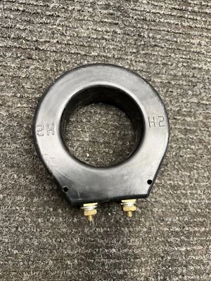 USED 56RT-401 CURRENT RATIO 400.5 A RF 10ACC CLASS 1% VA 50-400Hz - Image 1 of 4