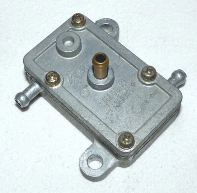 Mikuni 32 S - Benzinpumpe Unterdruck Pumpe zB für Piaggio Vespa PX P200E PK etc - Image 1 of 4