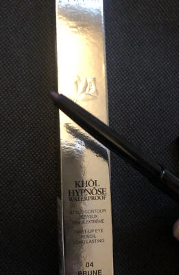 Lápiz de ojos Lancome Khol Hypnose impermeable tono 04 poda torcida 0,3 g nuevo en caja Foto 1 de 4