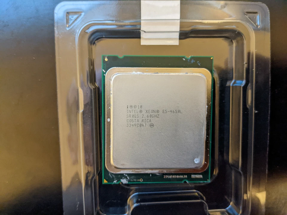 Intel Xeon E5-4650L SR0QS - Image 1 of 1