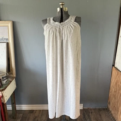Women’s Vintage Nightgown Sz Large Pink Dainty Floral Lace Cottage Core Cotton  - Image 1 of 4