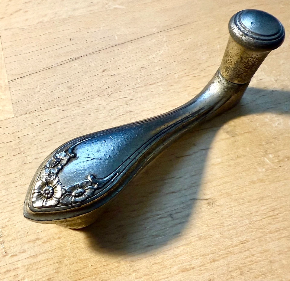 1928 1929 1930 GRAHAM PAIGE WINDOW CRANK DOOR HANDLE EARLY ORNATE CIRCA 20S 30S - Image 1 of 4