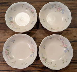 Set of 4 Pfaltzgraff Tea Rose 8" Serving Bowls Salad, Pasta, Soup, Cereal - Picture 1 of 8
