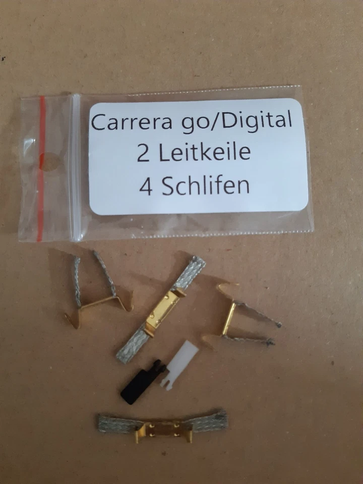 Carrera GO/Digital 143  4 X Schleifer (61510) und 2x Leitkiel (88104) - Bild 1 von 1