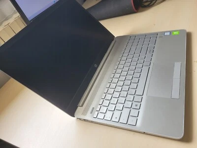 pc portatile laptop modello hp 15-dw usato - Immagine 1 di 4