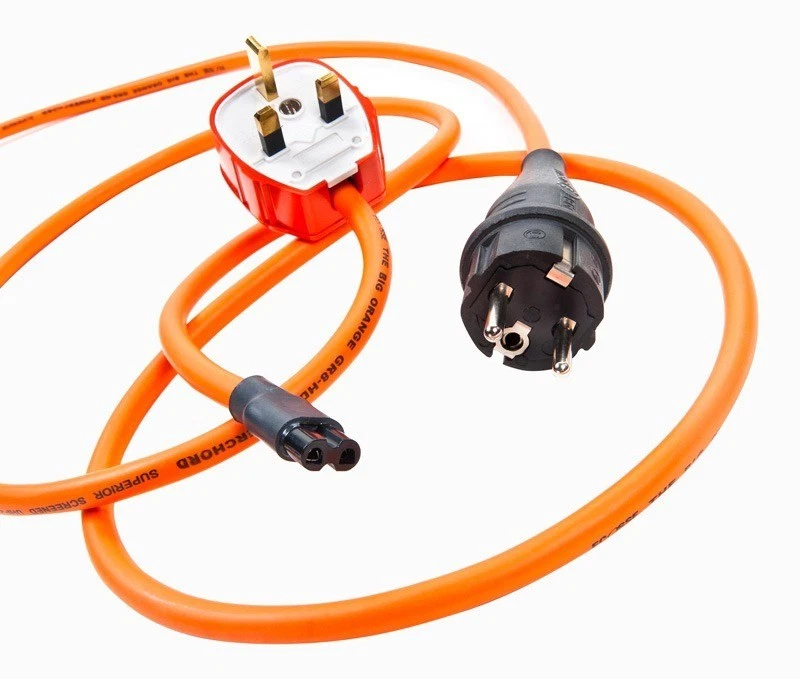 Ecosse power cable Big Orange GR8 MKII 1mt figure 8 mains power cable - Image 1 of 1