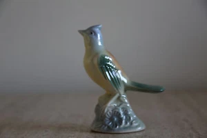 Vintage  porcelain bird figurine with blue feathers (28) - Picture 1 of 4