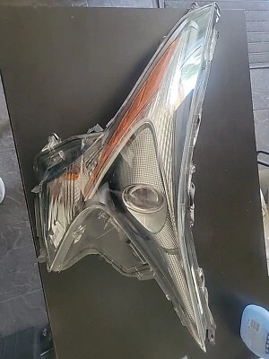 2016-2018 Toyota Prius Right Passenger LED Headlight Headlamp OEM 8114047711 - Image 1 of 4