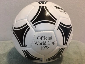 Adidas World Cup 1978 Tango Argentina Match Soccer ball Size 5 Kempes - Picture 1 of 4