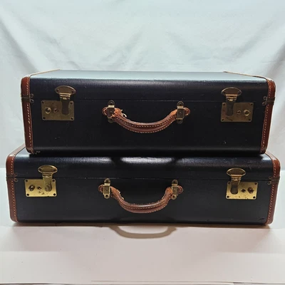 2 Vintage Hard Shell Train Suitcase Luggage, Blue, Leather Trim, Bras Hardware - Image 1 of 4