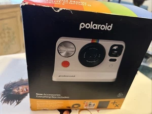 Polaroid  Now Instant Film Camera Bundle Generation 2 - Black & White - Picture 1 of 6