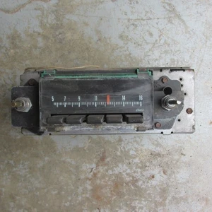 70 1970 CAMARO CHEVELLE NOVA ORIGINAL GM GREEN FACE AM RADIO **PARTS OR REPAIR** - Picture 1 of 6
