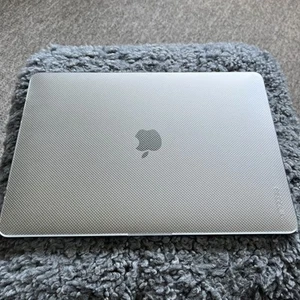 Incase Case for MacBook Air 13 inch 2020 USB-C M1, Transparent - Photo 1/5