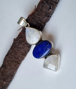 Colgante hecho a mano de plata de ley 925 con piedras preciosas de lapislázuli y piedra lunar PG1496 - Imagen 1 de 3