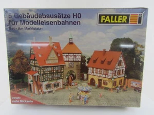 Juego de kit Faller "Am Marktplatz" 5 edificios, 1:87 sin construir con embalaje original - Imagen 1 de 2
