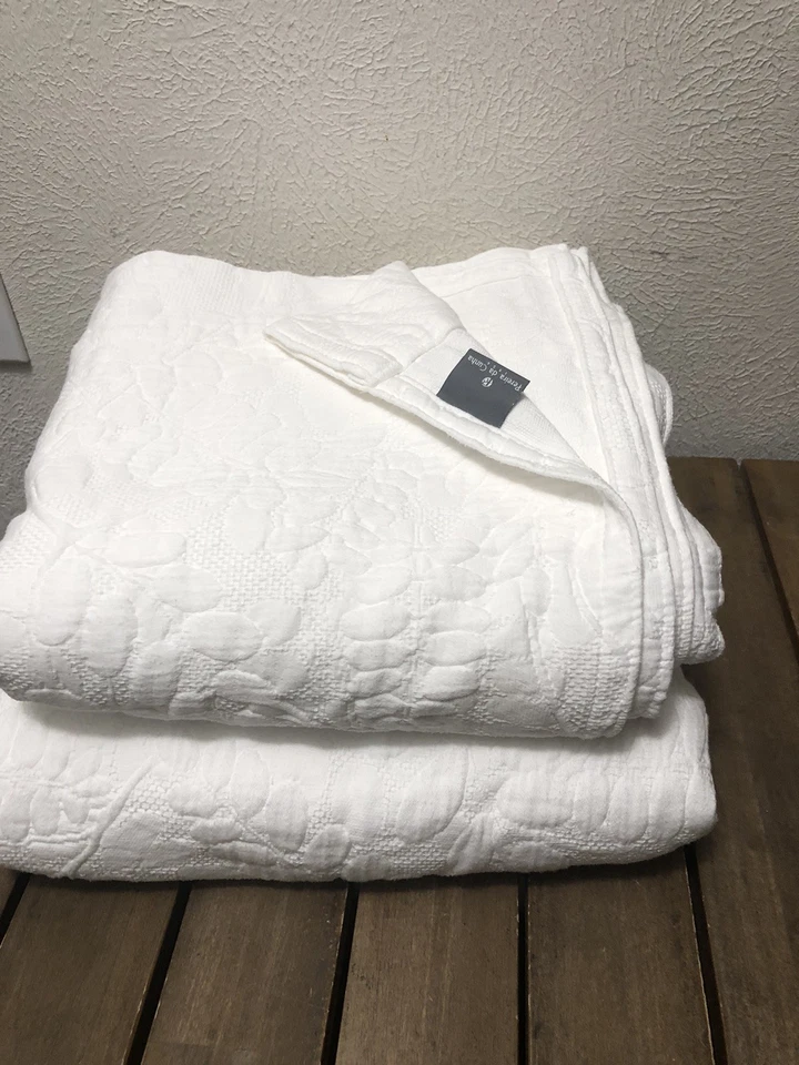 "2 paneles de cortina Pereira Da Cunha 100 % algodón matelasse blancos 49x104"" nuevos sin etiquetas" Foto 1 de 4