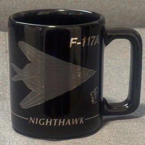 Vintage/Original Lockheed Skunk Works F-117A Nighthawk Kaffeebecher - Bild 1 von 6