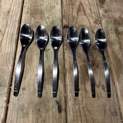 6 - Oneida Sling Teaspoons 8 1/2” 18/10 Stainless - Image 1 of 2