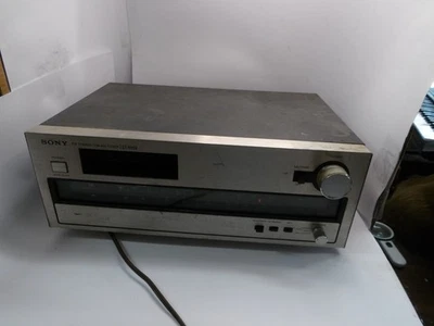 Sony ST-4950 Tuner UNTESTED, POWERS ON - Image 1 of 4