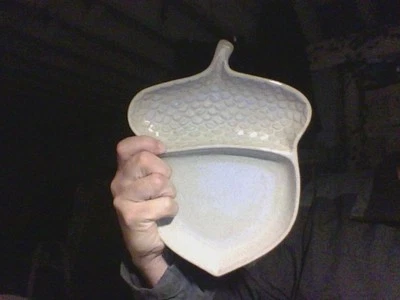 Plato de servir cerámica castaño Foto 1 de 4