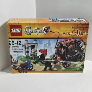 LEGO 70401 Castle: Gold Getaway 199 PC New Sealed Retired 2013 - Picture 1 of 14