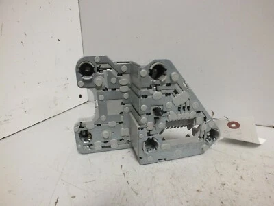 98 99 00 01 02 03 1999 JAGUAR XJ8 LEFT TAIL LAMP SOCKET HOUSING 236 309-00 #153 - Image 1 of 4