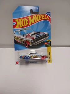 Dodge Dart 63/250 Hot Wheels HW ART CARS 2/10 '68 - Imagen 1 de 2
