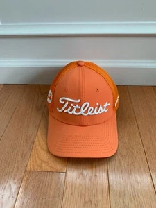 Titleist Pro V1 FJ Cappello da golf aderente adulto M/L berretto esterno Footjoy logo arancione - Foto 1 di 6