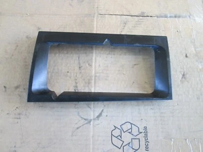 Faro envolvente derecho Ferrari Mondial cabina T - cuadro # 62520000 Foto 1 de 4