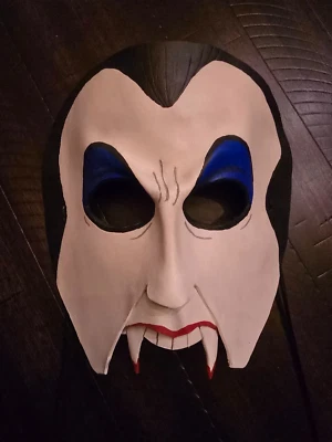 Máscara de Halloween de cuero hecha a mano de vampiro "Drácula" película truco r trato RARO Foto 1 de 3