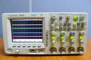 Agilent DSO6104A 1GHz Oscilloscope Megazoom - Picture 1 of 7