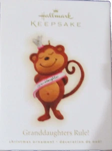 NEW 2009 HALLMARK KEEPSAKE ORNAMENT GRANDDAUGHTERS RULE MONKEY CHRISTMAS HOLIDAY - Picture 1 of 5