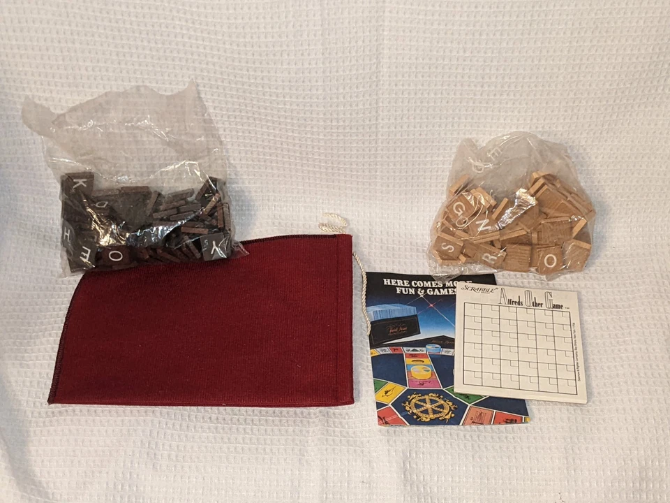 ALFREDS OTHER GAME Scrabble Selchow & Righter 1985 Pieces (Tiles Pad and Bag) - Image 1 of 1