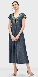 Eshakti Women’s MEDIUM Wayward Fancies Denim Embroidered Cotton Pintuck Dress - Picture 1 of 12