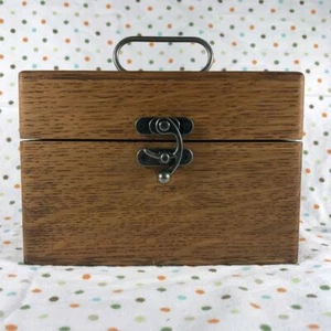 Restored Vintage Oak Recipe Holder Swing Hook Clasp Handle - Picture 1 of 8