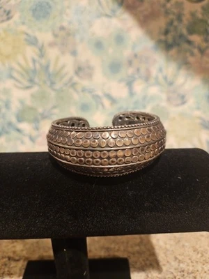 John Hardy Dot Kick Cuff Bangle Armadilla Bracelet, Small , Hinged Silver - Image 1 of 4