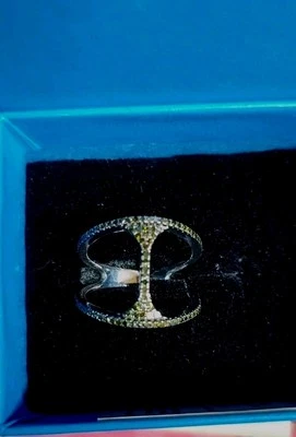 Anillo de plata esterlina espacio abierto 0,04 quilates rarezas verdes diamante talla 9 Foto 1 de 4