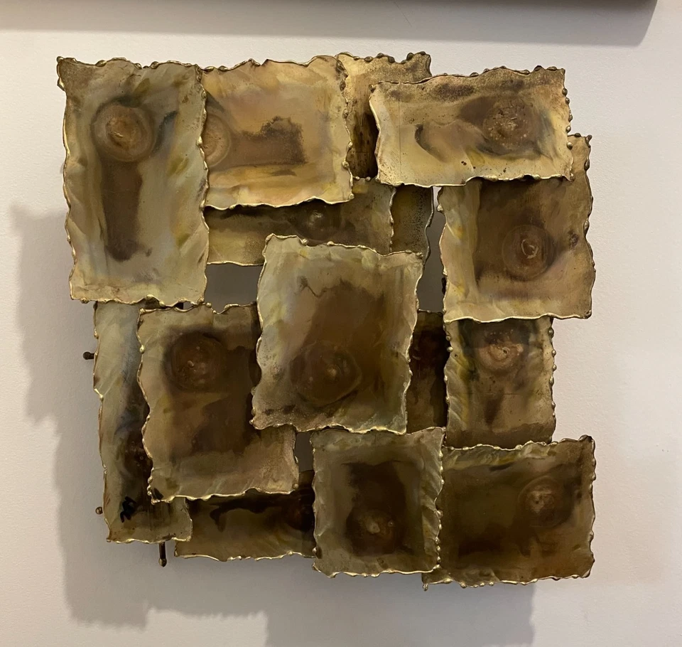 applique brutaliste en métal doré - 1970 - Canada - Signé à identifier - Vintage - Photo 1/4