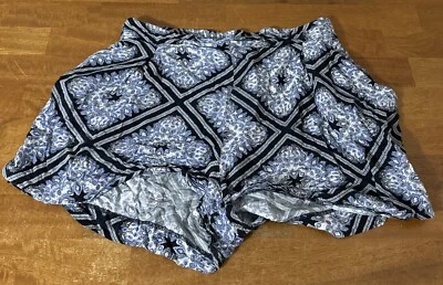 H&M Women’s Size 10 Boho Hippie Shorts Elastic Waist - Image 1 of 4