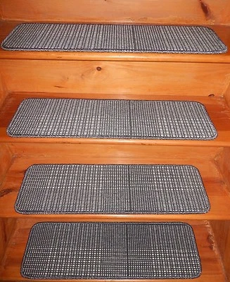 13 = 步 9 英寸 x 30 英寸着陆 30 英寸 x 20 英寸编织羊毛地毯楼梯踏板。 — 第 1/4 张图片