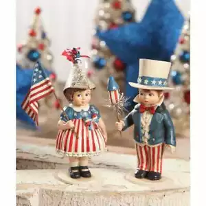 Juego de 2 piezas Bethany Lowe 4th July Patriotic Sammy and Betsy TD5021S - Imagen 1 de 2