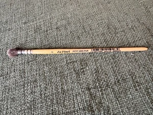 Da Vinci Paint Brush Petit Gris Pur Series 418 Size 0556 - Picture 1 of 4