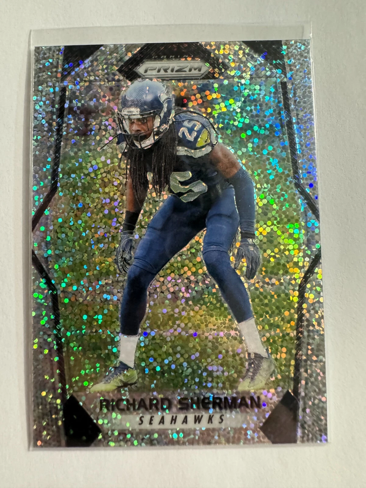 K206,169 - 2017 Panini Prizm Prizms White Sparkle #157 Richard Sherman