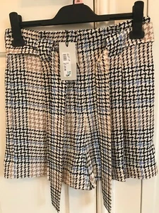 River Island Silky Herringbone Blue Shorts Culottes sz 10 New with tags - Picture 1 of 5